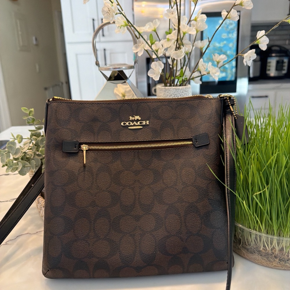COACH Dark Brown Signature Crossbody with Gold Hardware - Picture 2 of 11